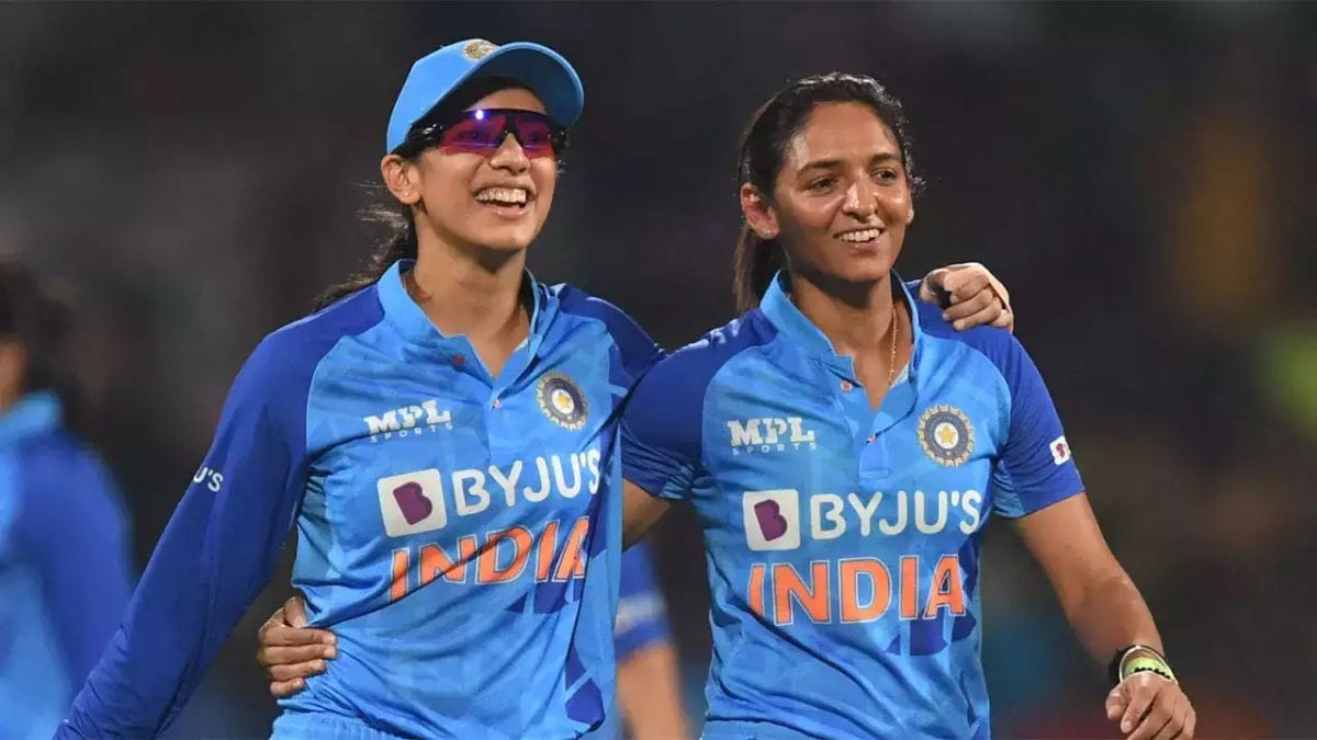 BCCI ने किया महिला क्रिकेट टीम के सेंट्रल कॉन्ट्रैक्ट का ऐलान, जानिए किसे मिला कौन सा ग्रेड और कितनी मिलेगी रकम सेंट्रल कांट्रेक्ट में किसको कितनी मिलेगी रकम