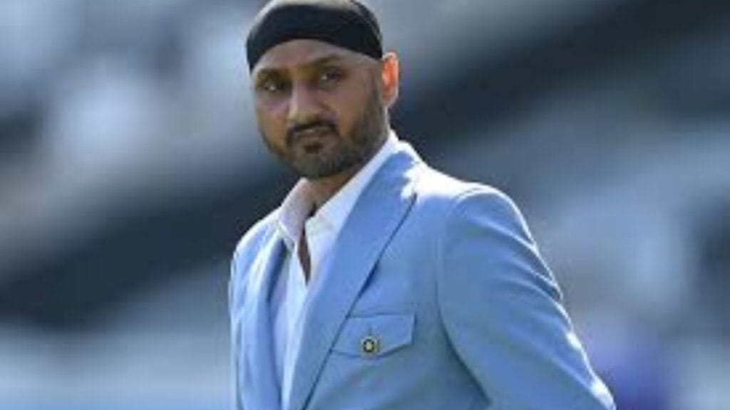 हरभजन सिंह ने जोफ्रा आर्चर का उड़ाया मजाक, रंगभेदी टिप्पणी पर लेने के देने पड़ सकते हैं हरभजन सिंह ने जोफ्रा आर्चर का उड़ाया मजाक, रंगभेदी टिप्पणी पर लेने के देने पड़ सकते हैं