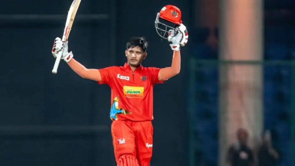 IPL में डेब्यू करने वाले प्रियांश आर्य कौन है? जिन्होंने 6 गेंद पर लगाए थे 6 छक्के।