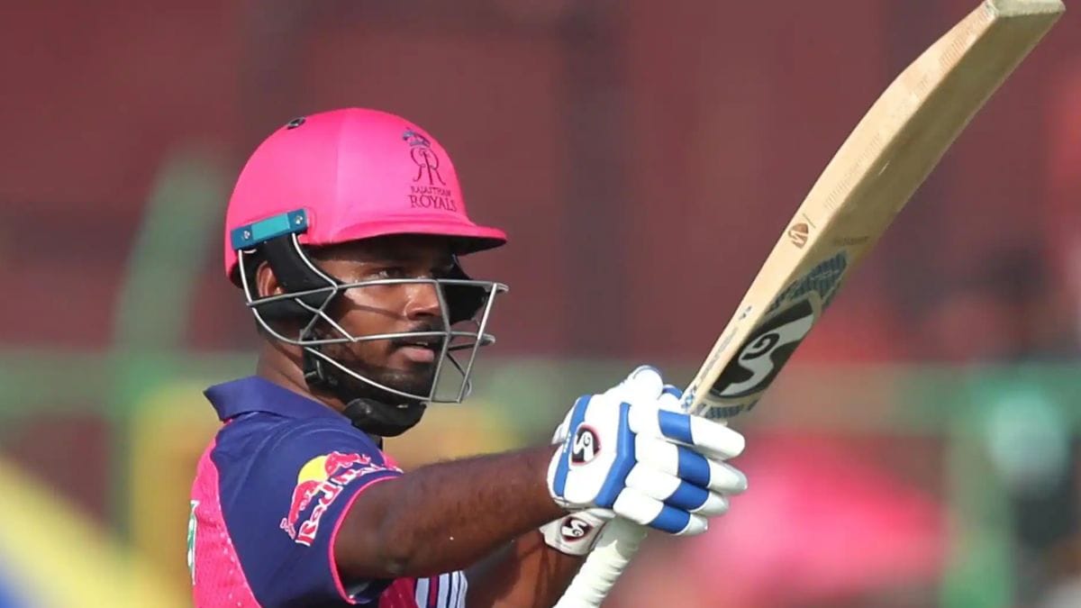 BCCI ने संजू सैमसन को विकेट कीपिंग व कैप्टन्सी करने का दिया इजाजत, अब राजस्थान रॉयल्स कि टीम में होगा यह बड़ा बदलाव।