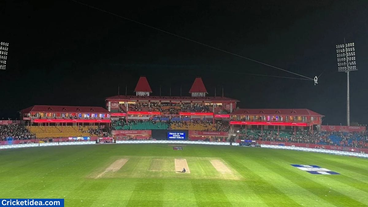 भारत-पाक युद्ध के कारण धर्मशाला स्टेडियम में ब्लैक आउट। आईपीएल में PBKS vs DC मैच रद्द करना पड़ा।